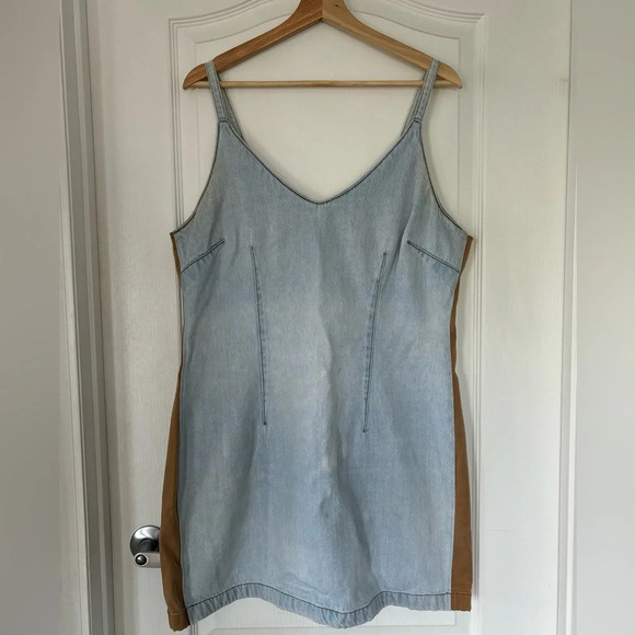NEW LOOK  Denim Dress - Picture 1 of 7